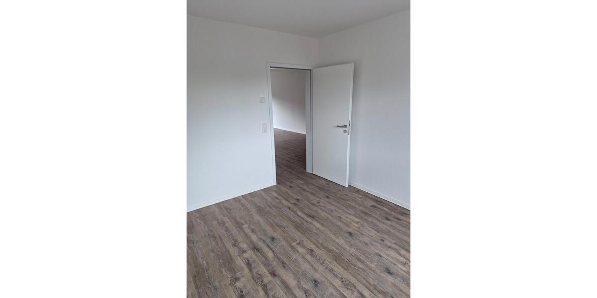 Etagenwohnung Rechlin - 3 Zimmer, 83 m&sup2;, 835&euro; | Angebot:26459902