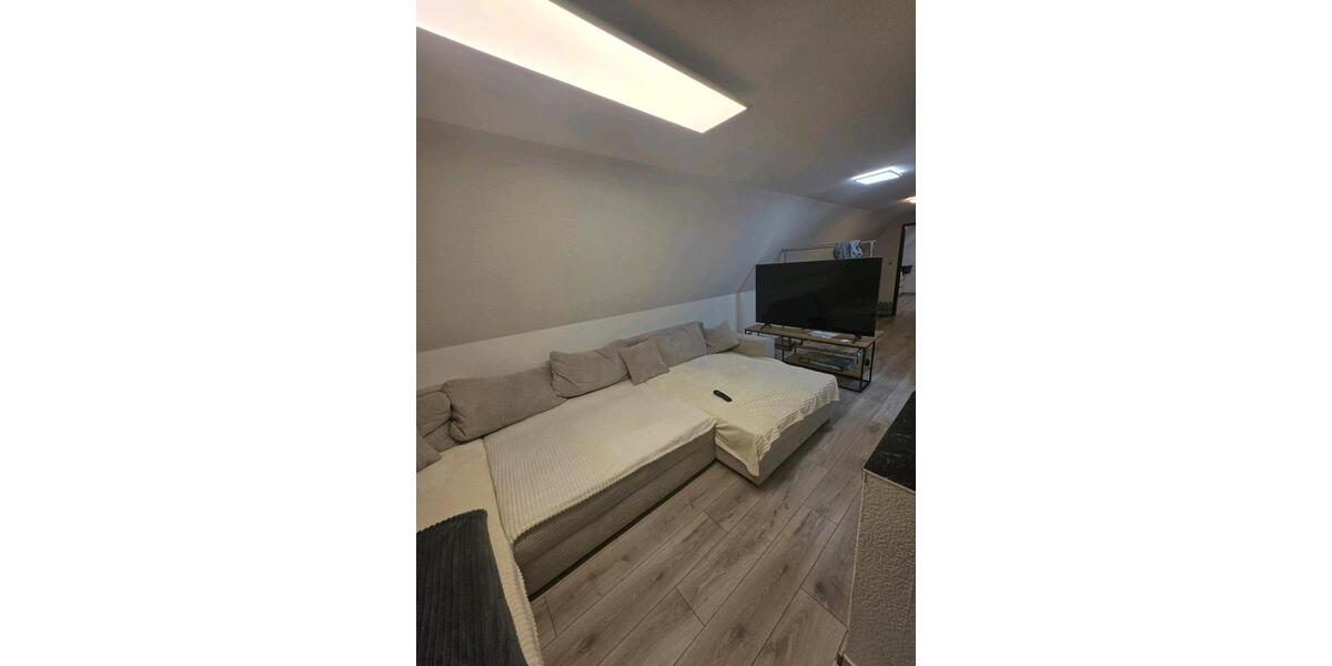 Dachgeschoßwohnung Gütersloh - 2 Zimmer, 50 m&sup2;, 650&euro; | Angebot:26531280