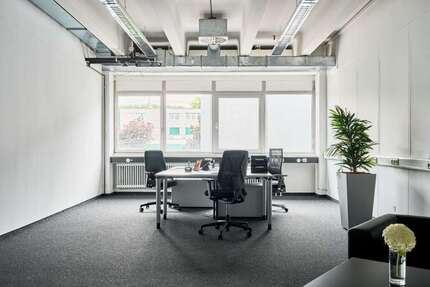 Büro in Frickenhausen 6.677 € 1335 m² zimmer