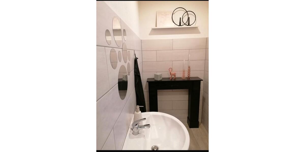 Erdgeschoßwohnung Zahna-Elster Elster - 2 Zimmer, 109 m&sup2;, 690&euro; | Angebot:25657223