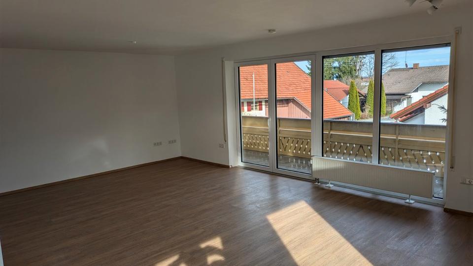 Etagenwohnung Obergünzburg - 4 Zimmer, 113 m&sup2;, 1.000&euro; | Angebot:26007891