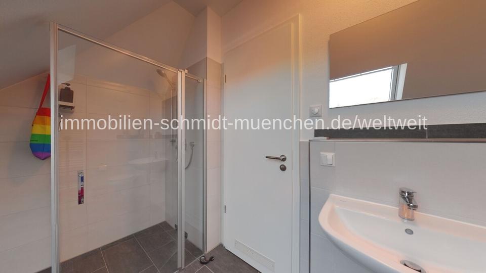 Doppelhaushälfte Haar - 4.5 Zimmer, 125 m&sup2;, 2.750&euro; | Angebot:25436231