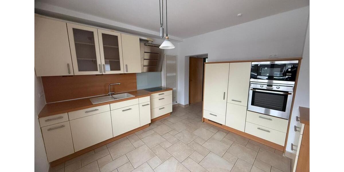 Erdgeschoßwohnung Papenburg - 4 Zimmer, 120 m&sup2;, 1.200&euro; | Angebot:24691191