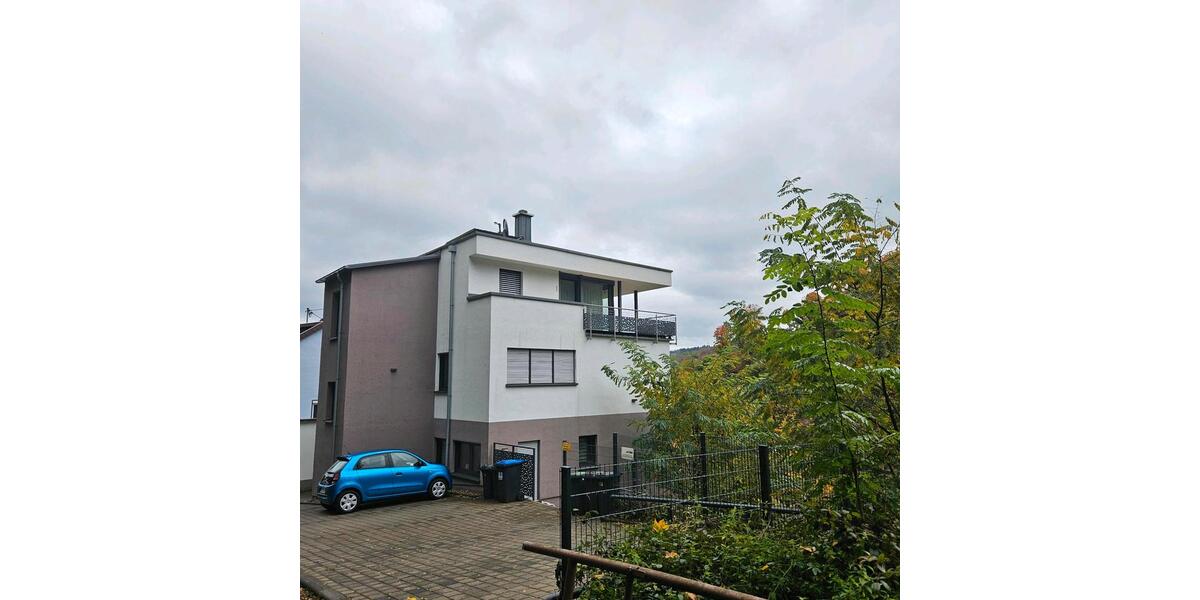 Terrassenwohnung Lebach - 5 Zimmer, 130 m&sup2;, 1.450&euro; | Angebot:25807375