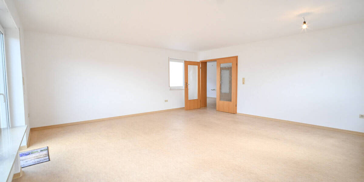 Etagenwohnung Schaafheim Mosbach - 4 Zimmer, 111 m&sup2;, 900&euro; | Angebot:26128578