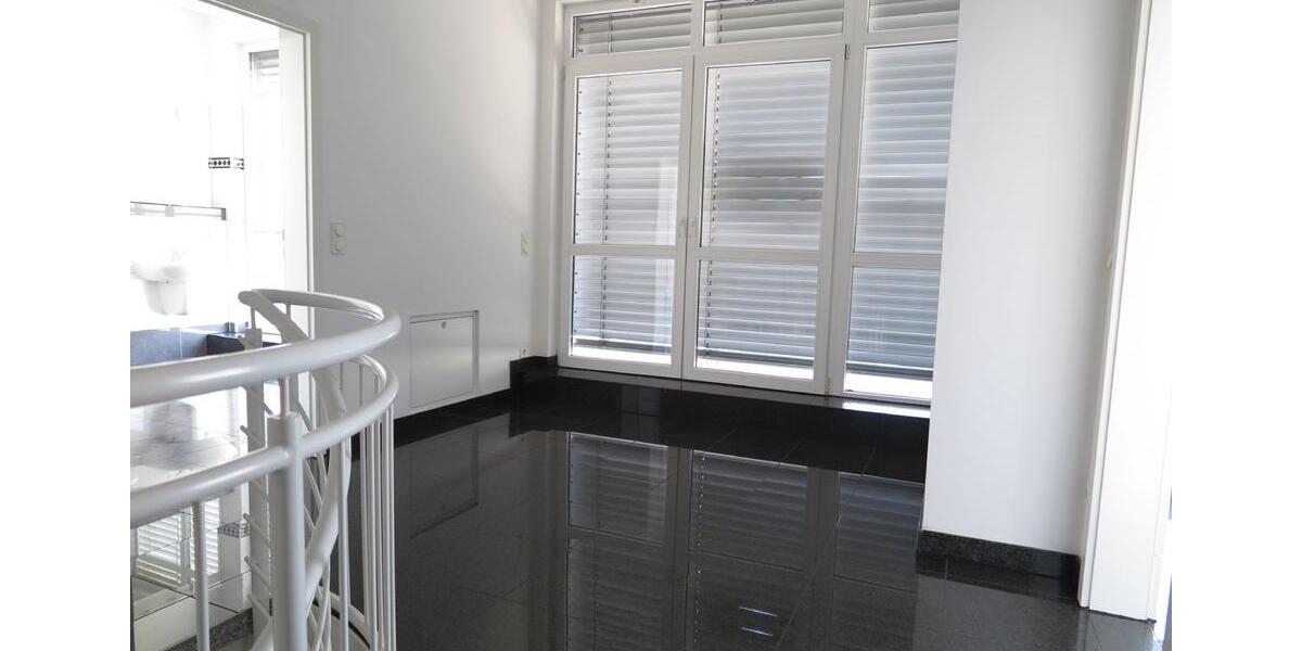 Einfamilienhaus Fürth Atzenhof - 4.5 Zimmer, 240 m&sup2;, 2.500&euro; | Angebot:24769094