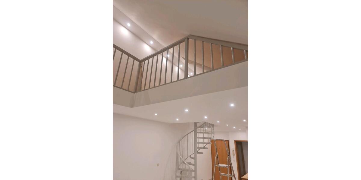 Großzügige 2,5-Zimmer-Galeriewohnung 2 zimmer