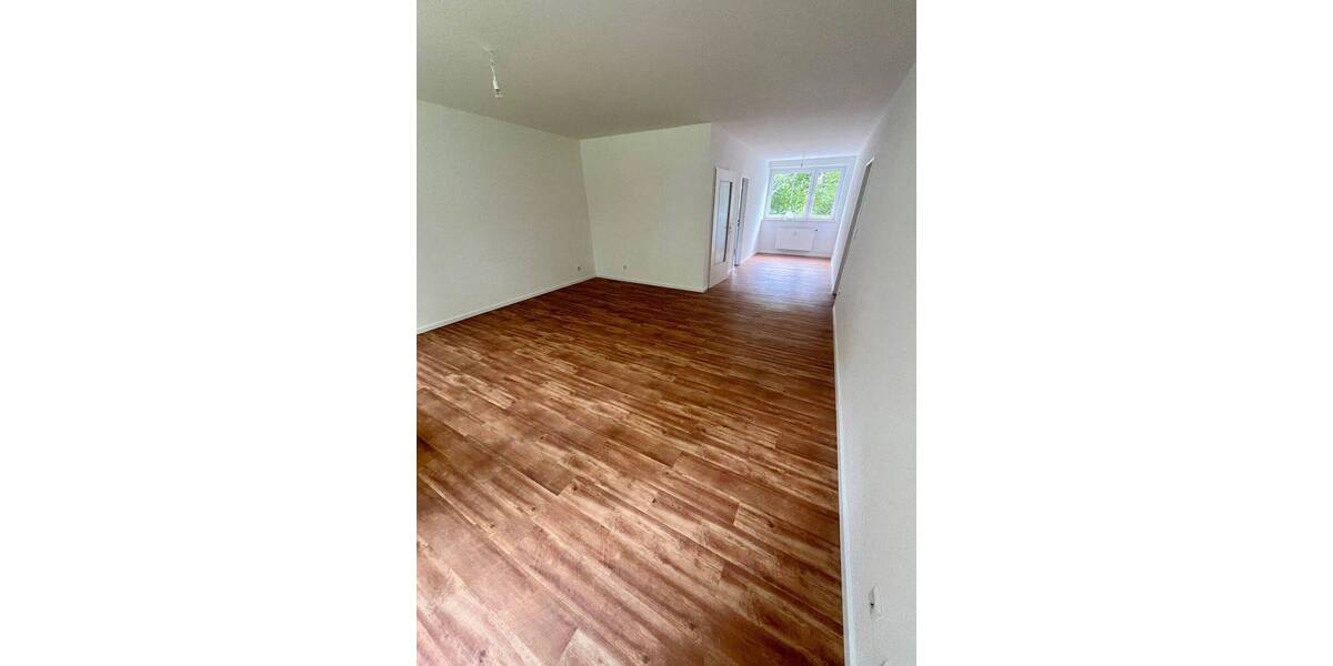 Etagenwohnung Celle Blumlage - 3 Zimmer, 78 m&sup2;, 669&euro; | Angebot:26162813