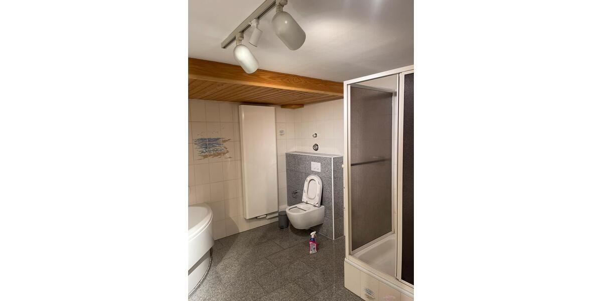 Etagenwohnung Lüdenscheid - 2 Zimmer, 70 m&sup2;, 640&euro; | Angebot:26103016