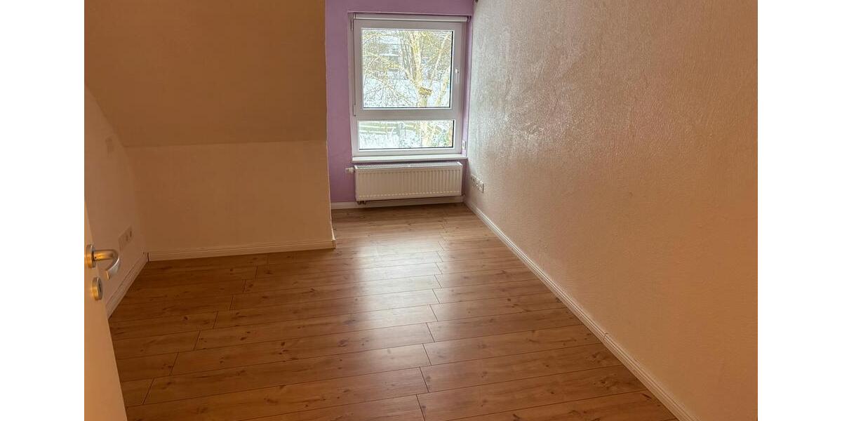 Doppelhaushälfte Flensburg Falkenberg - 5 Zimmer, 190 m&sup2;, 1.950&euro; | Angebot:24713173