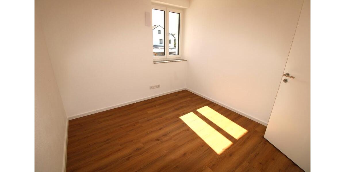 Etagenwohnung Manching - 4 Zimmer, 117 m&sup2;, 1.800&euro; | Angebot:26544490