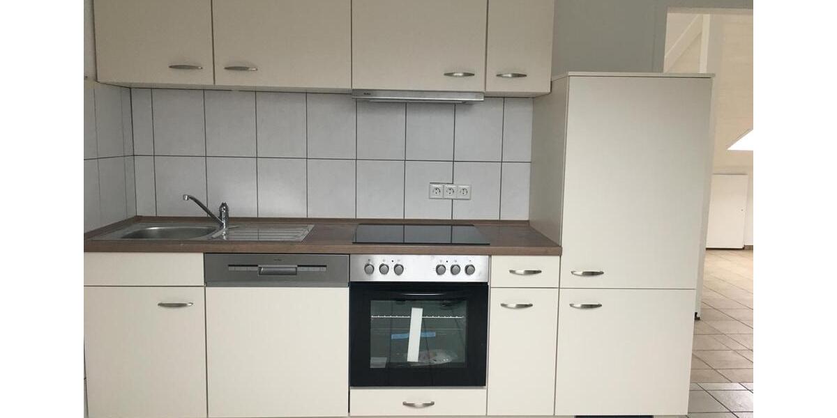 Dachgeschoßwohnung Bisingen - 3 Zimmer, 75 m&sup2;, 800&euro; | Angebot:24704774