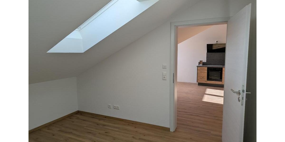 Dachgeschoßwohnung Marktoberdorf - 4 Zimmer, 86 m&sup2;, 1.290&euro; | Angebot:23683615