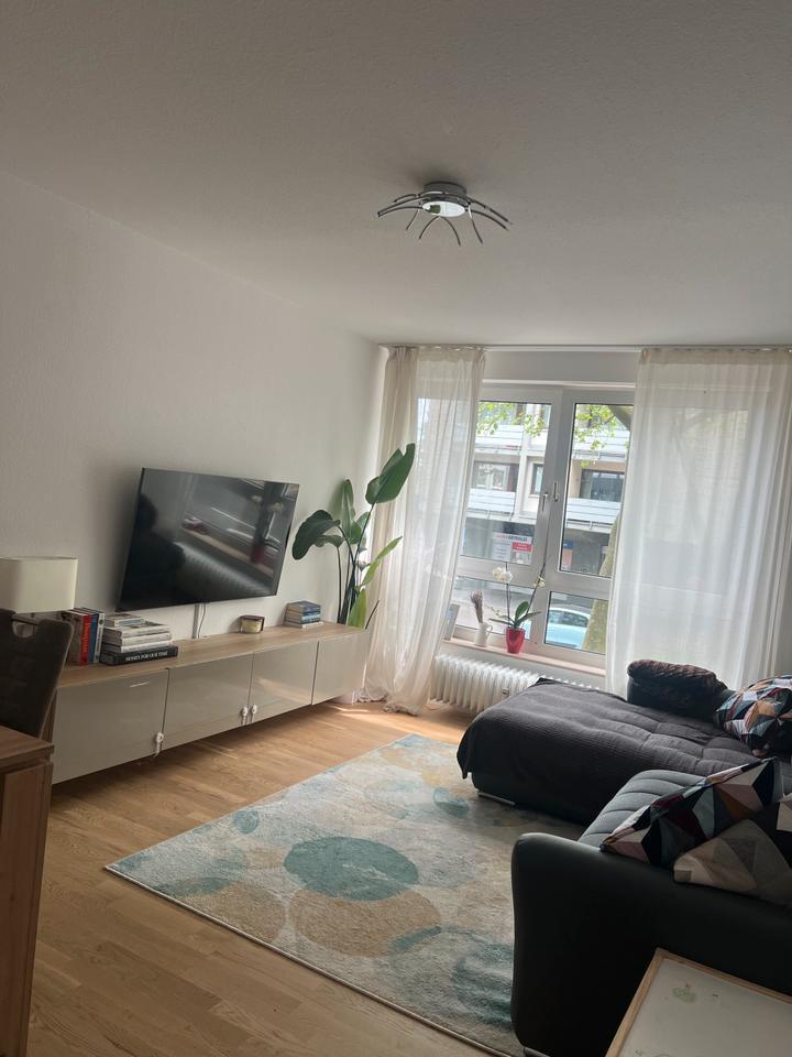 Exklusive 2-Zimmer-Wohnung mit Balkon in Köln-Braunsfeld