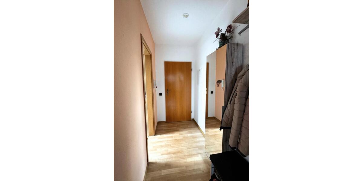 Dachgeschoßwohnung Spangenberg - 3 Zimmer, 74 m&sup2;, 500&euro; | Angebot:24400635