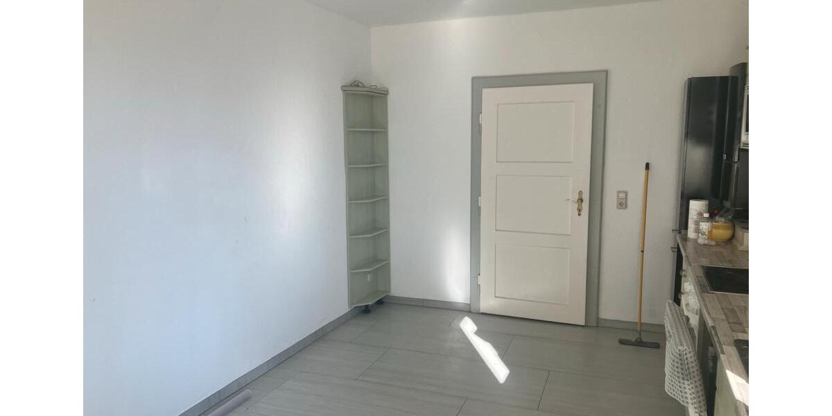 Etagenwohnung Zerbst (Anhalt) Leps - 3 Zimmer, 110 m&sup2;, 850&euro; | Angebot:25843375