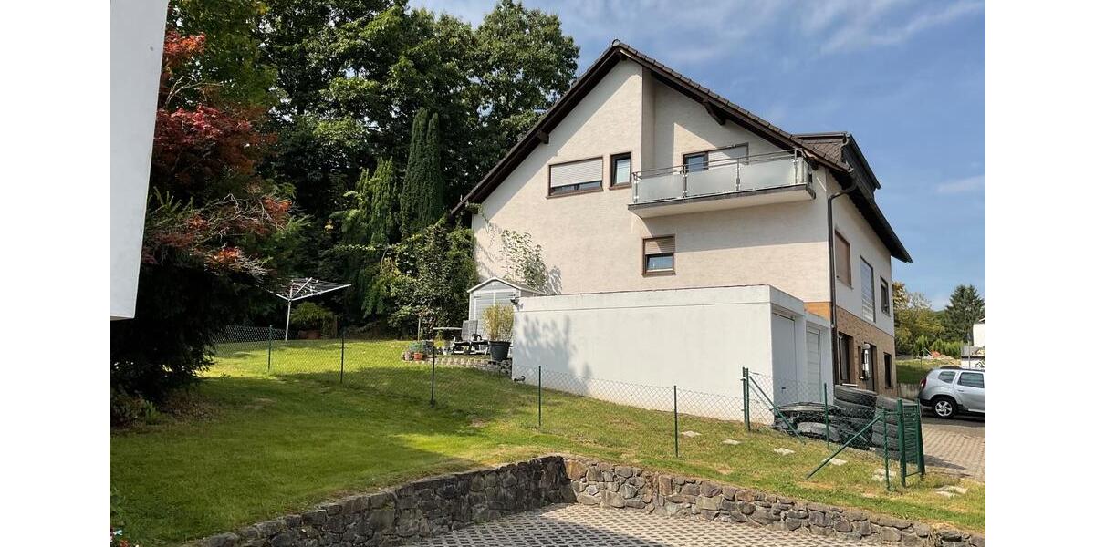 Geräumige 3-Zimmer-Wohnung im Zentrum von Wiehl – frisch renovier 3 zimmer