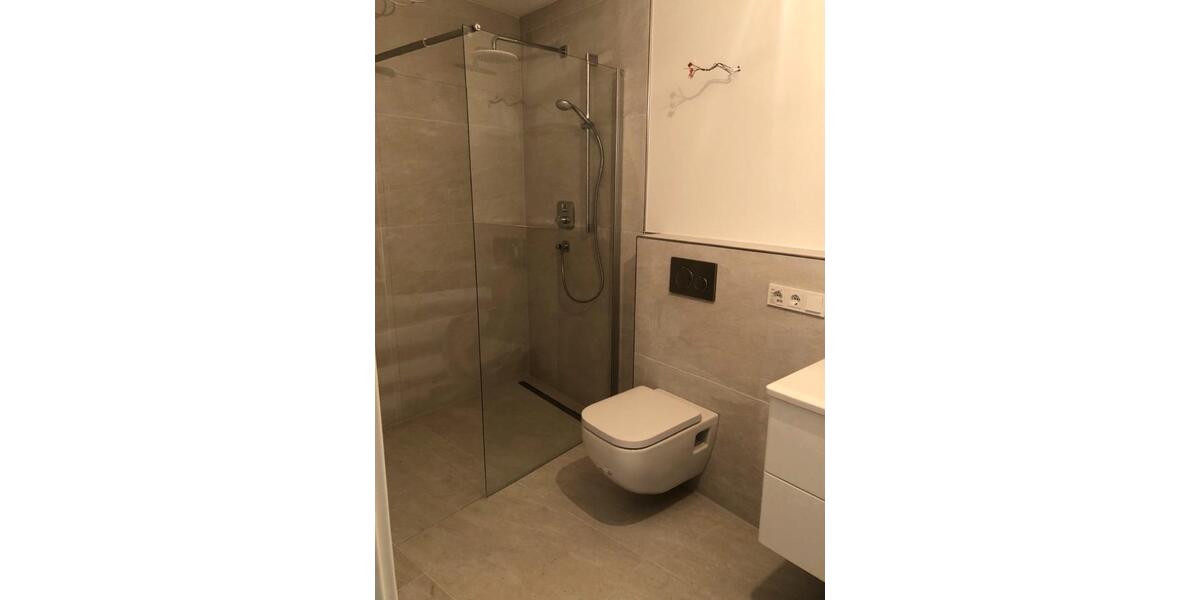 Einfamilienhaus Dreieich - 9 Zimmer, 300 m&sup2;, 4.390&euro; | Angebot:26615670