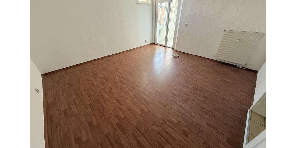 Etagenwohnung Leuna - 3 Zimmer, 92 m&sup2;, 552&euro; | Angebot:22455700