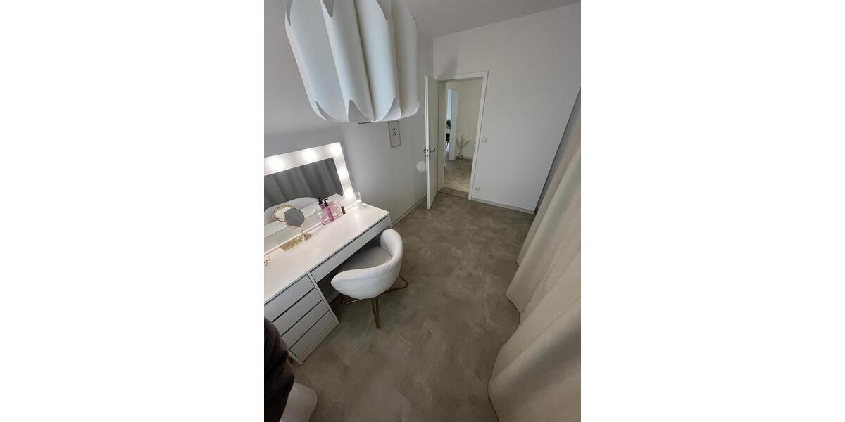 Etagenwohnung Bebra - 4 Zimmer, 120 m&sup2;, 1.280&euro; | Angebot:26214813