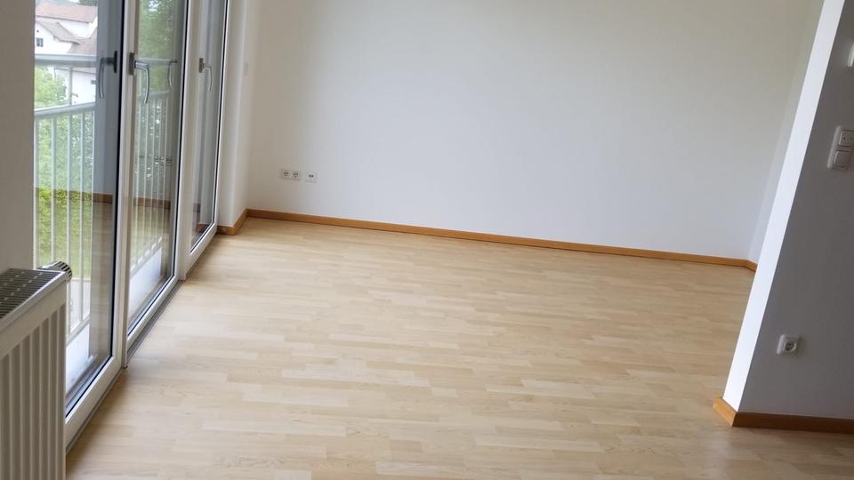 Etagenwohnung Konzell - 1 Zimmer, 30 m&sup2;, 450&euro; | Angebot:26635448