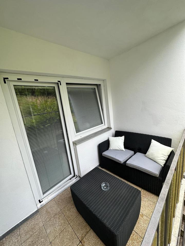 MonteurWohnung 1 Zimmer Wohnung in Dossenheim bei Heidelberg für 2 Personen mit Balkon, nähe Autobahn (1.OG 2)