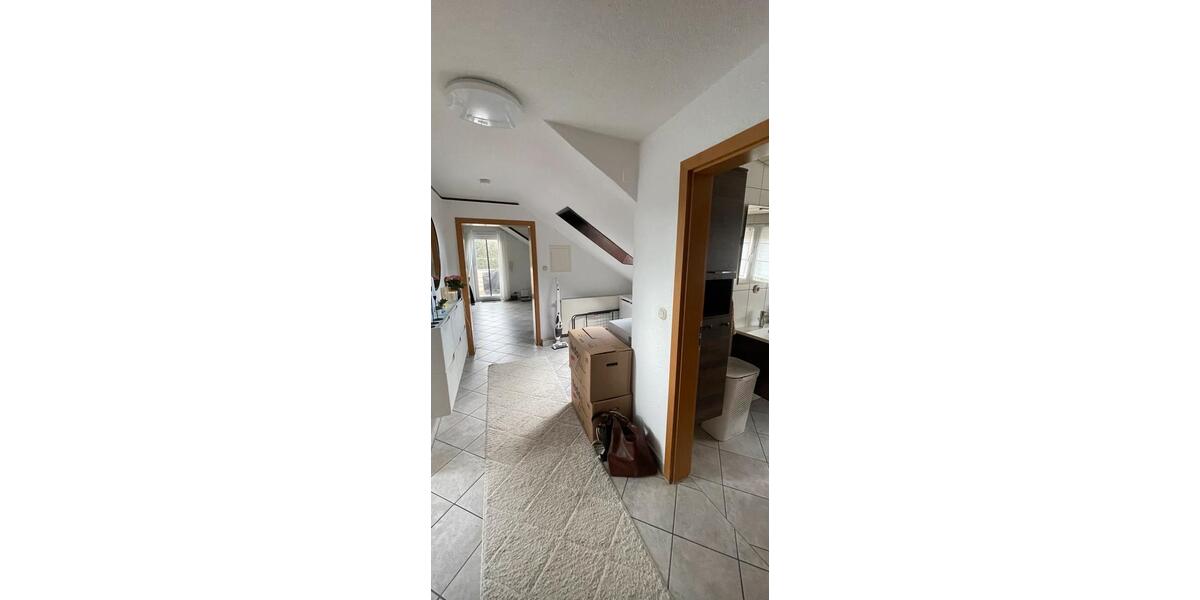 Dachgeschoßwohnung Giengen an der Brenz - 3 Zimmer, 80 m&sup2;, 950&euro; | Angebot:26286481