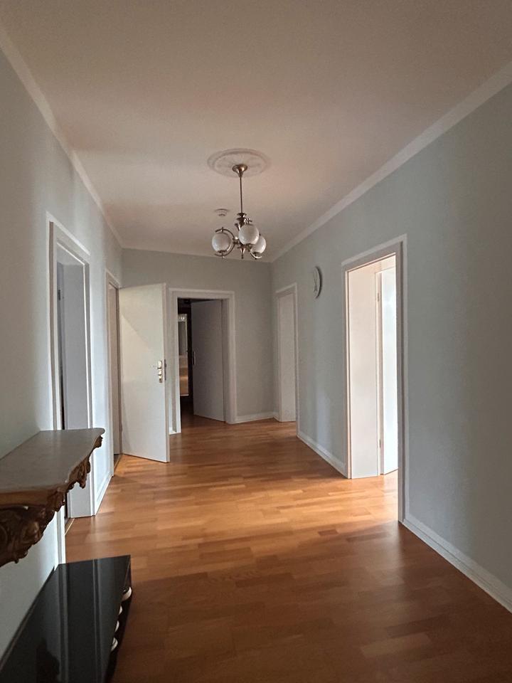 WG-Zimmer in bester Lage im Waldstraßenviertel Tiefgarage