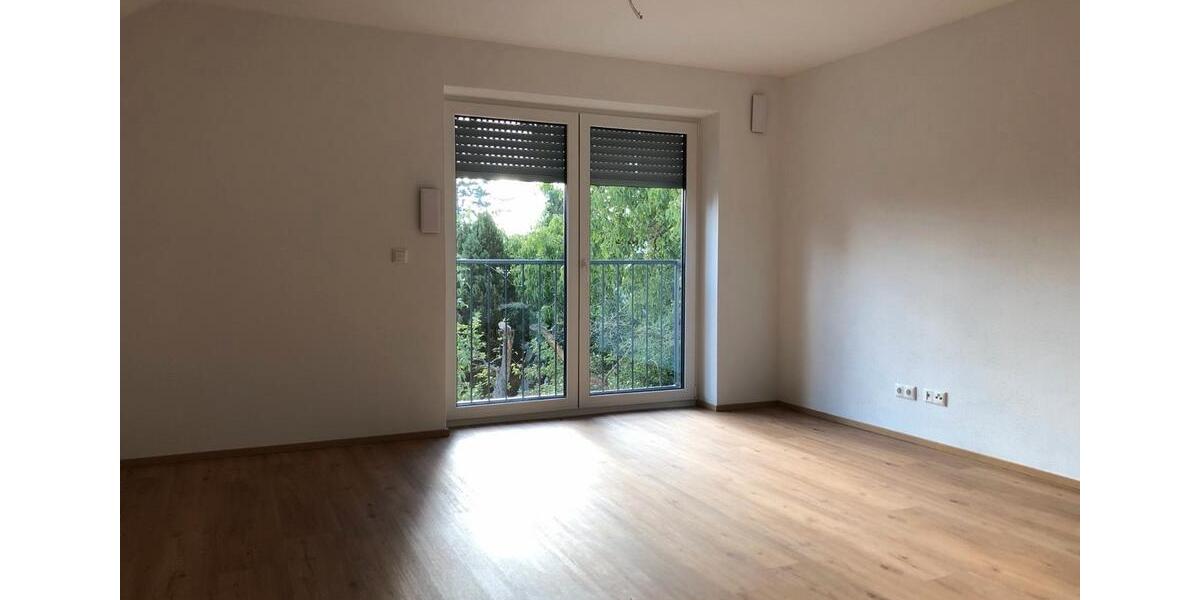 Dachgeschoßwohnung Arnstorf - 3 Zimmer, 70 m&sup2;, 670&euro; | Angebot:25860480