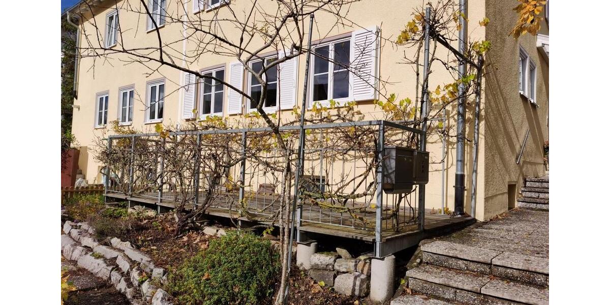 Doppelhaushälfte Rottweil - 7 Zimmer, 132 m&sup2;, 1.550&euro; | Angebot:24333134