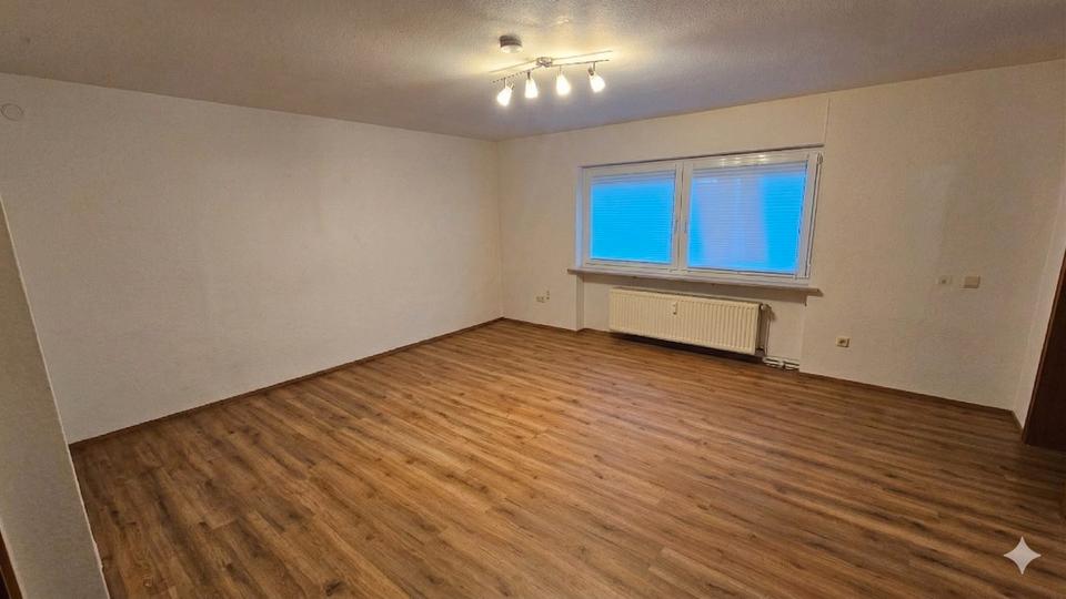 Erdgeschoßwohnung Kronach - 1 Zimmer, 80 m&sup2;, 660&euro; | Angebot:25990571