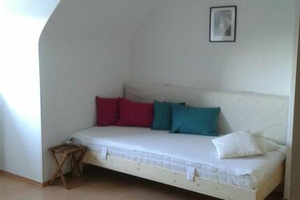 ab 1.01.26: Möbliertes Zimmer in 2er WG, U-Bahn Rennweg, Nürnberg 1 zimmer