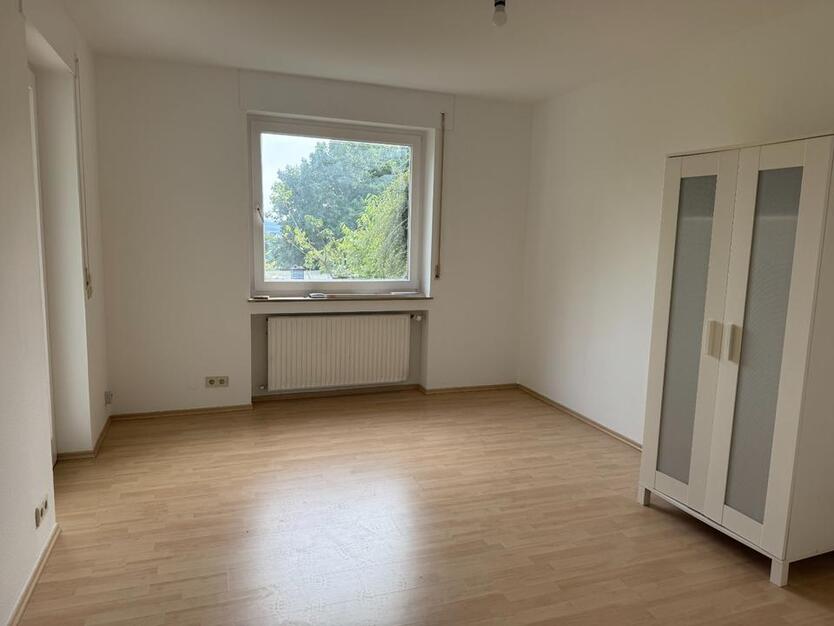 Helle Wohnung mit Süd-Terrasse (1 ZKB) ab 1.10.25