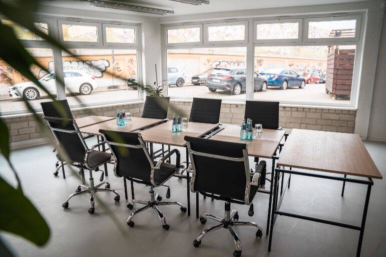 Moderner Coworkingspace Arbeiten der Zukunft Flexibilität pur - All-in-Miete