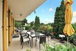 Exklusive Erdgeschoßwohnung in den Weinbergen, Südterrasse (60 m²) und Garten, Stellplätze