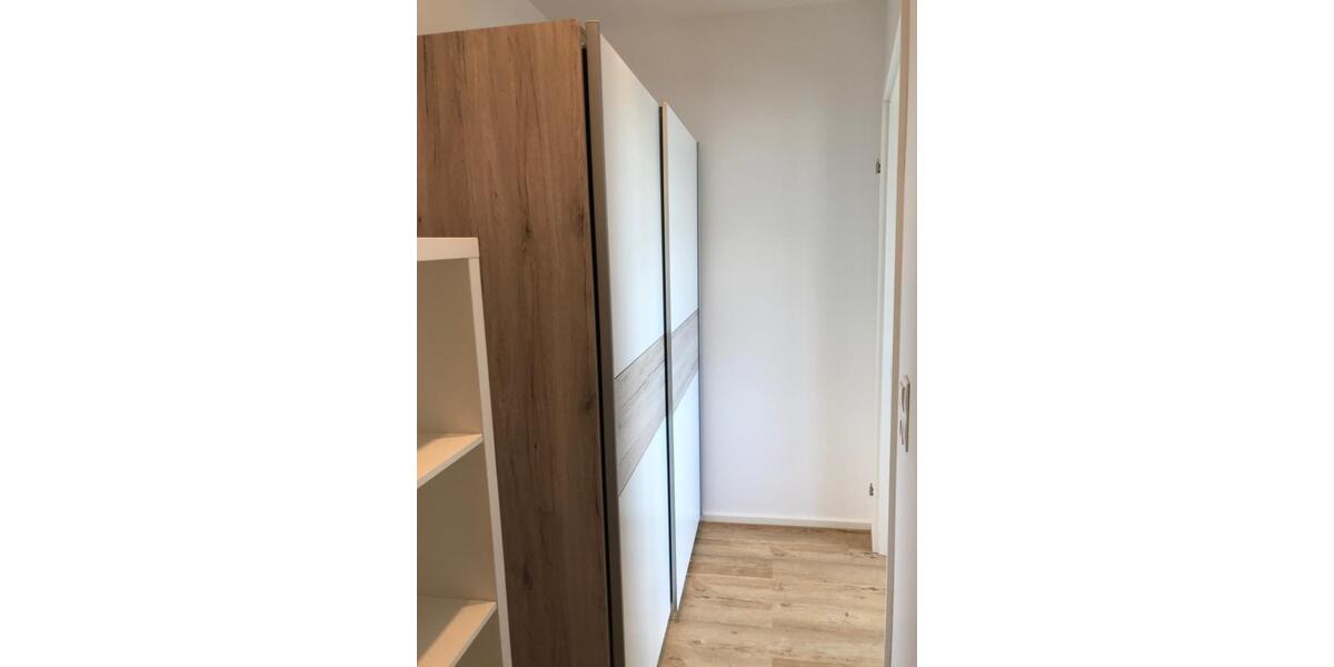 Wohnen auf Zeit Halle (Saale) Silberhöhe - 2.5 Zimmer, 80 m&sup2;, 1.400&euro; | Angebot:25639971