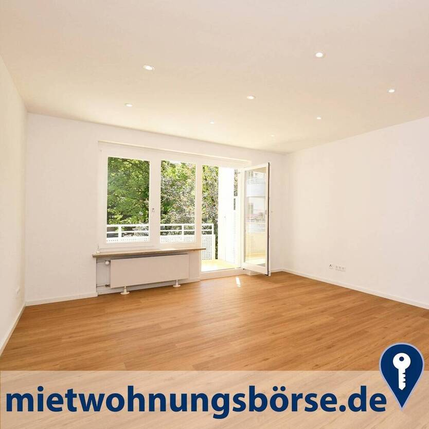 AIGNER - Erstbezug nach Sanierung - Idyllische 3-Zimmer Wohnung mit Balkon und Blick ins Grüne