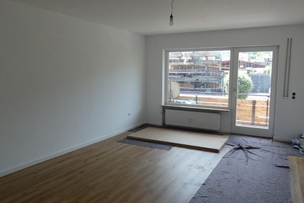 Frisch saniert: 3-Zimmer-Wohnung + 30 m² nutzbarer Hobbyraum (120 m² Gesamt!) - Wohnung Winterbach | Angebot:26985442
