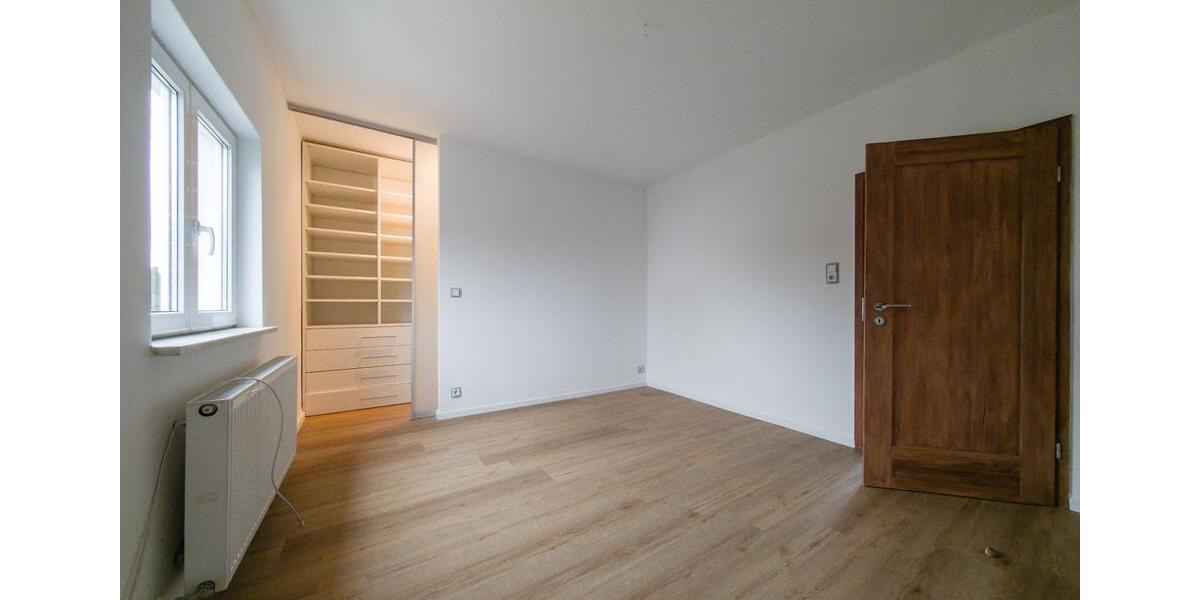 Einfamilienhaus Ernsgaden - 6 Zimmer, 157 m&sup2;, 1.700&euro; | Angebot:24688894
