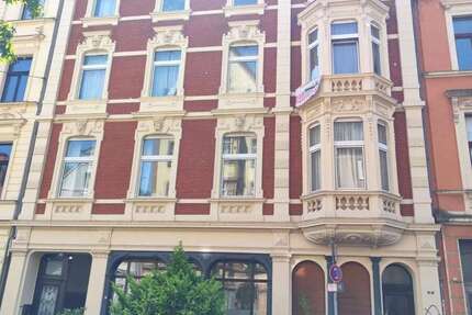Wohnung Köln Mülheim - 4 Zimmer, 95 m&sup2;, 1.600&euro; | Angebot:26603920