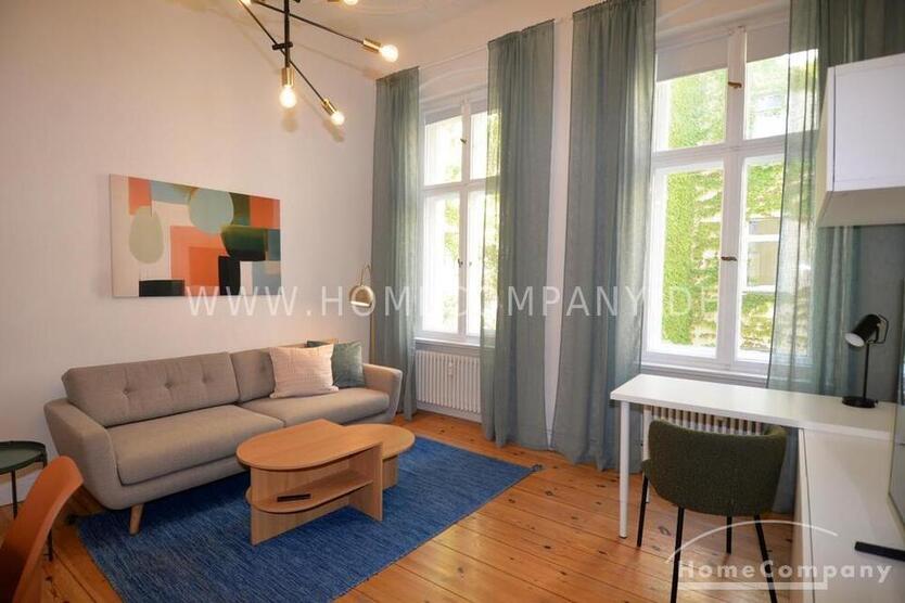 Helle und zentrale 2-Zimmer-Wohnung in Charlottenburg, möbliert