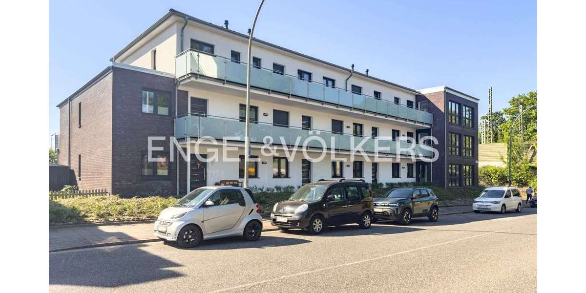 Wohnung zum Mieten in Bremerhaven 1.090 € 110 m² 3 zimmer