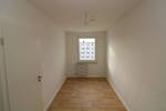 Kinderlachen willkommen...sanierte 5-Raum-FamilienWohnung mit Balkon!!!