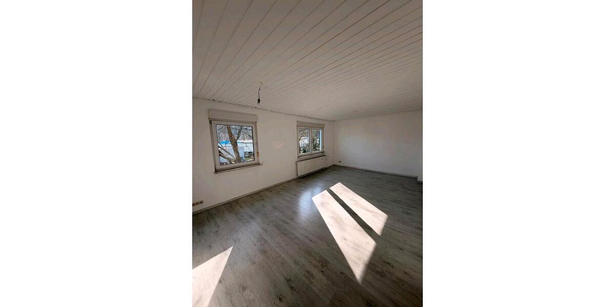 Etagenwohnung Siegen - 1 Zimmer, 72 m&sup2;, 755&euro; | Angebot:26034988