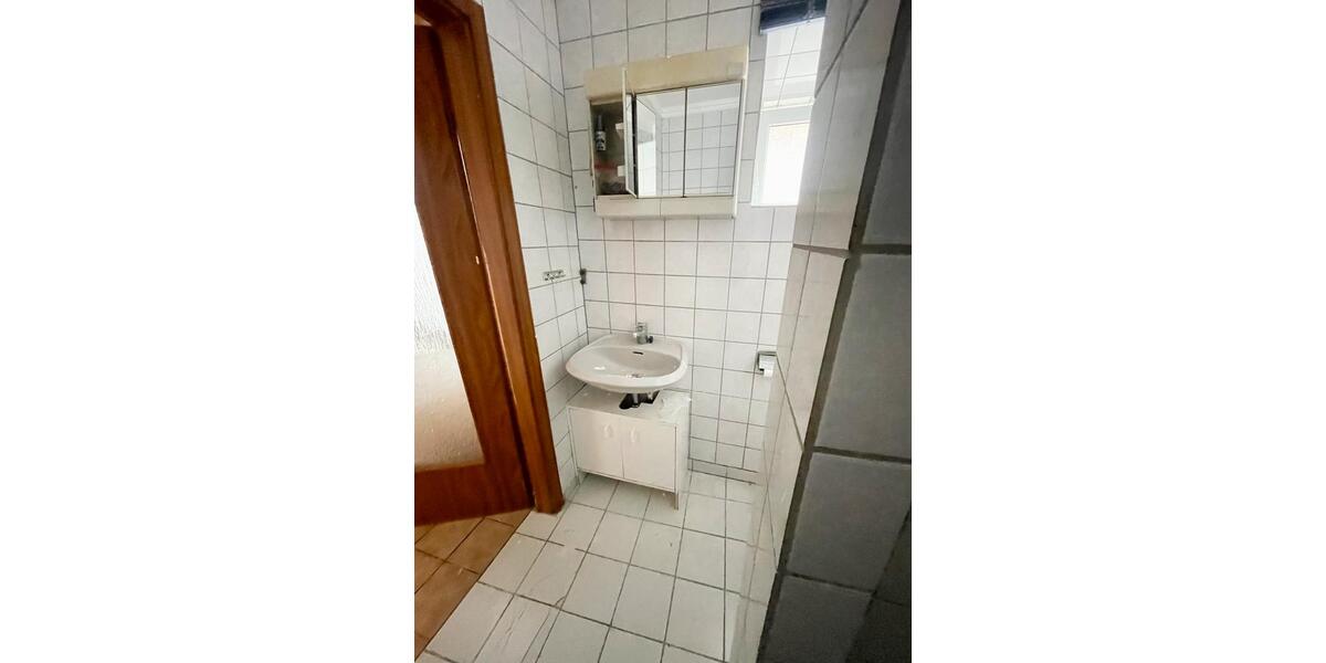 Erdgeschoßwohnung Bernburg (Saale) - 1.5 Zimmer, 39 m&sup2;, 220&euro; | Angebot:26497658