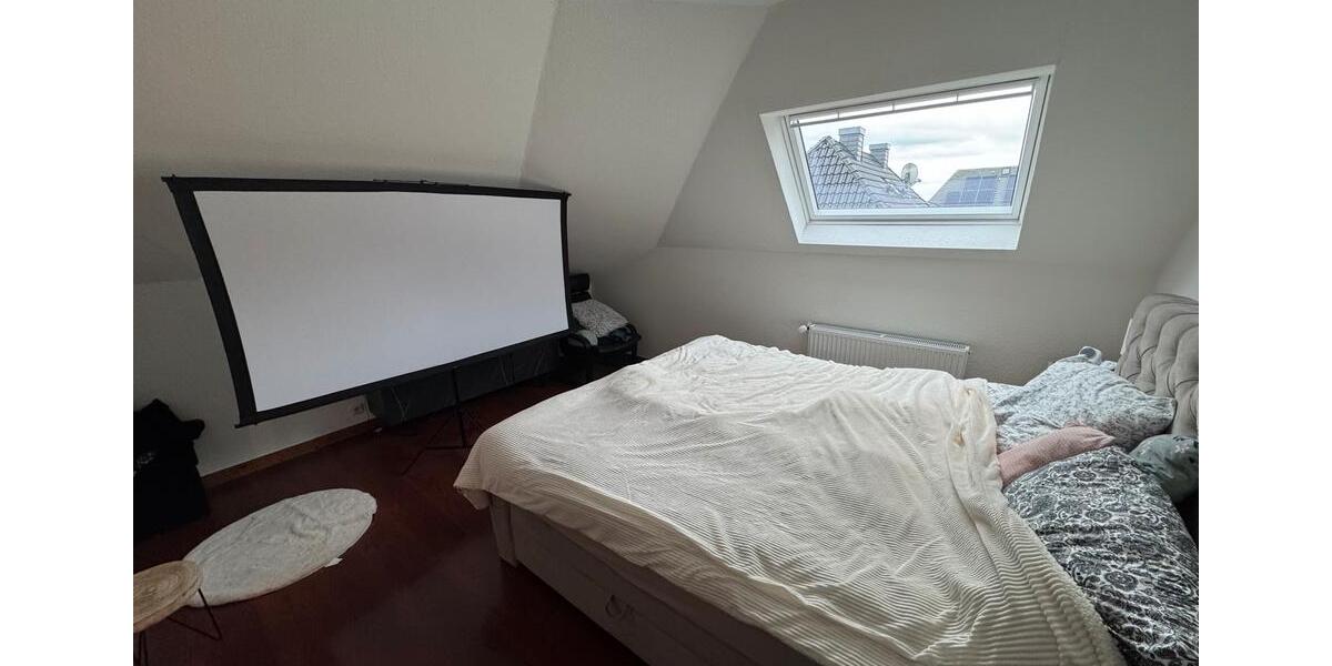 Dachgeschoßwohnung Jünkerath - 3 Zimmer, 90 m&sup2;, 800&euro; | Angebot:26042109