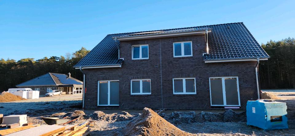 Doppelhaushälfte in Hodenhagen inkl. -Einbauküche - Erstbezug 4 zimmer