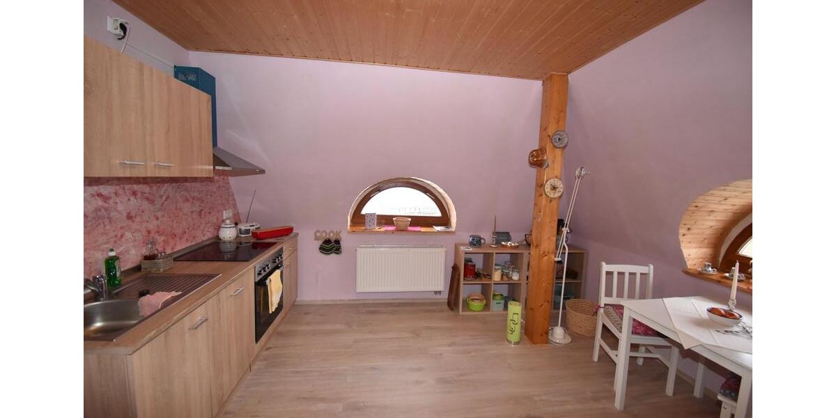 Dachgeschoßwohnung Themar - 3 Zimmer, 99 m&sup2;, 690&euro; | Angebot:25646907