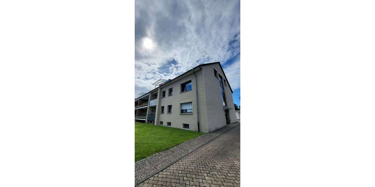 Etagenwohnung Bad Lippspringe - 2 Zimmer, 65 m&sup2;, 635&euro; | Angebot:26824008