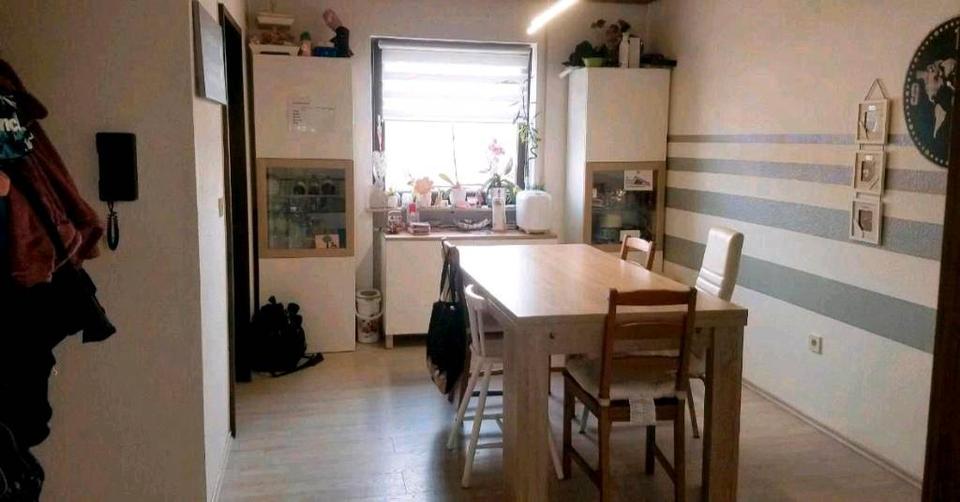Etagenwohnung Üchtelhausen - 4 Zimmer, 115 m&sup2;, 750&euro; | Angebot:25973565